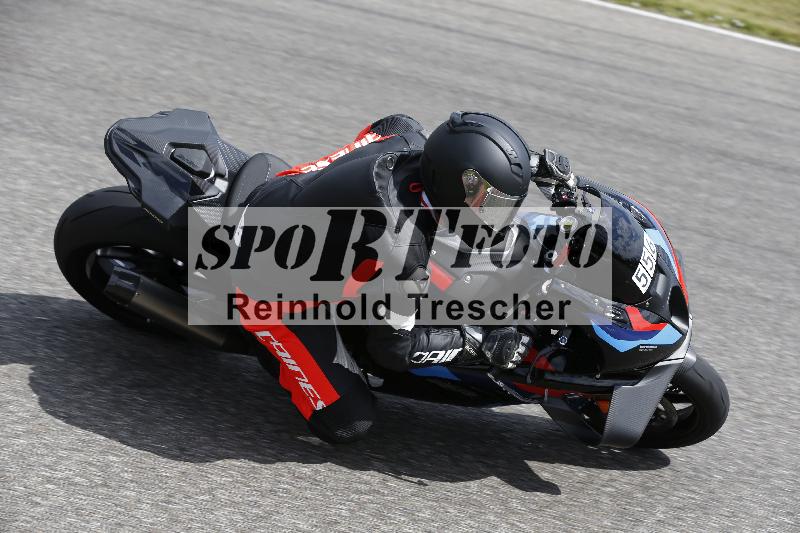 /19 26.05.2025 FREERIDE Training ADR/Gruppe M/556
